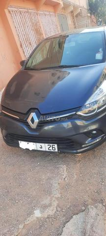 Clio 4 propre 2021 diesel - 2