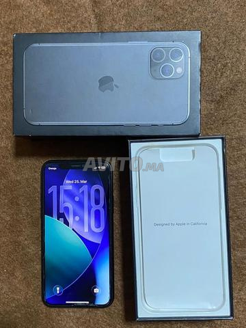 iPhone 11 Pro 256GB gris avec 2 pochettes - 2