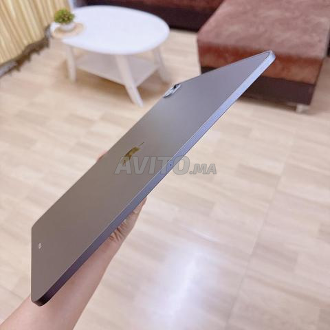 iPad Pro M1 5ème Génération 12.9 pouces 256G - 2