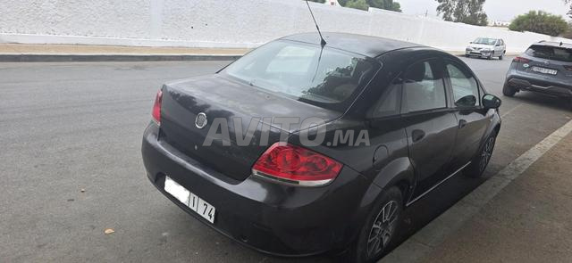 Fiat linea modèle 2009 - 2