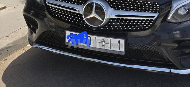 مرسيدس للبيع GLC 250 موديل 2019 مستوردة جديدة - 2