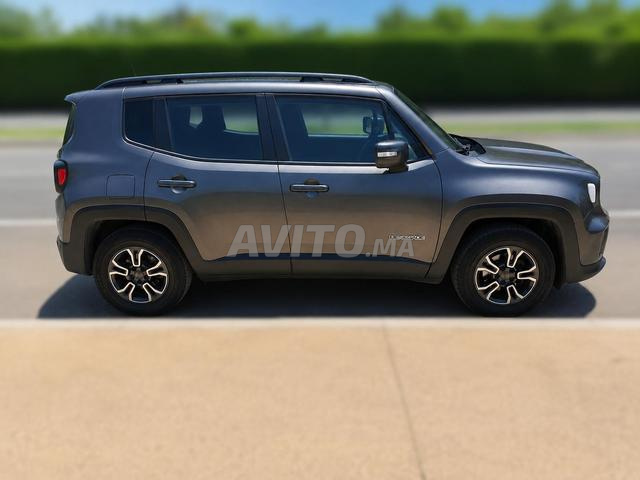Jeep Renegade Diesel Automatique 2019 à Rabat - 2