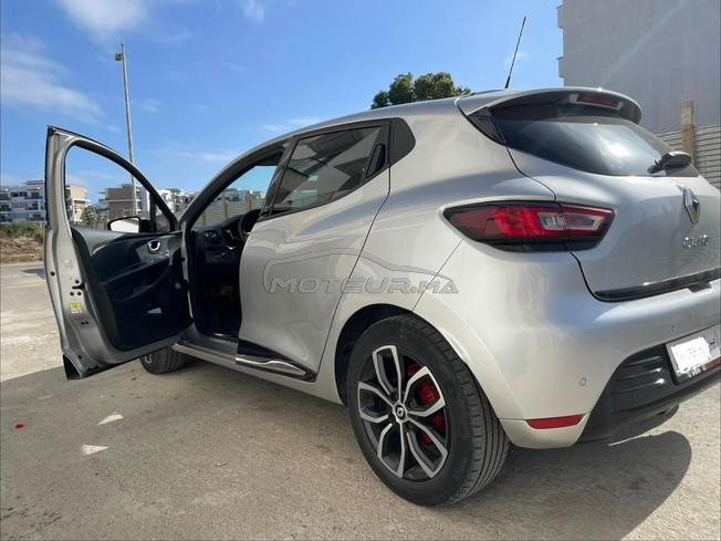 Renault Clio Diesel Automatique 2020 à Martil