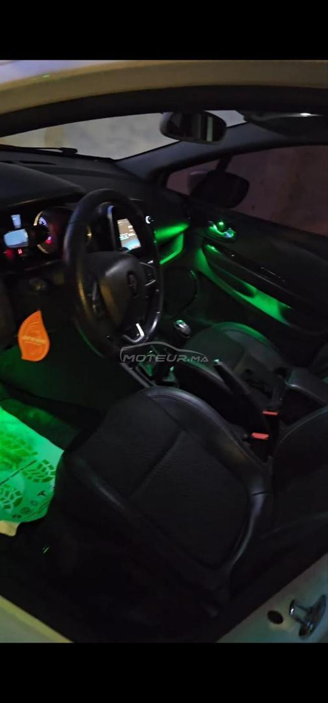 renault clio 4 intense 