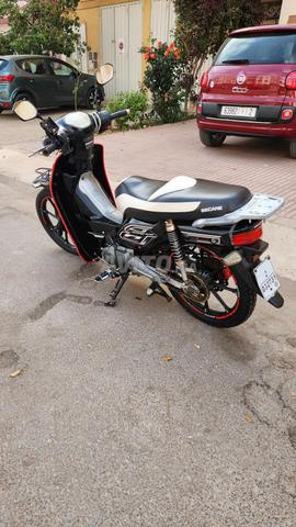 Bécane Super Cub 70 en état d'origine - 2
