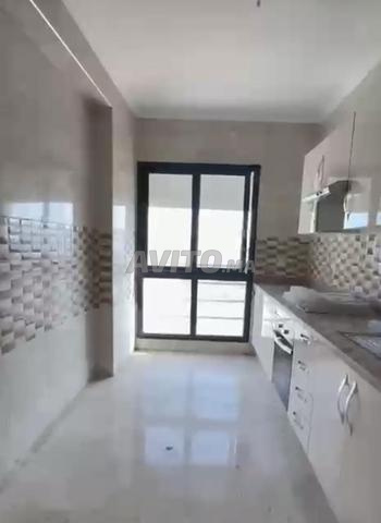 شقة جديدة بجوار محطة القطار