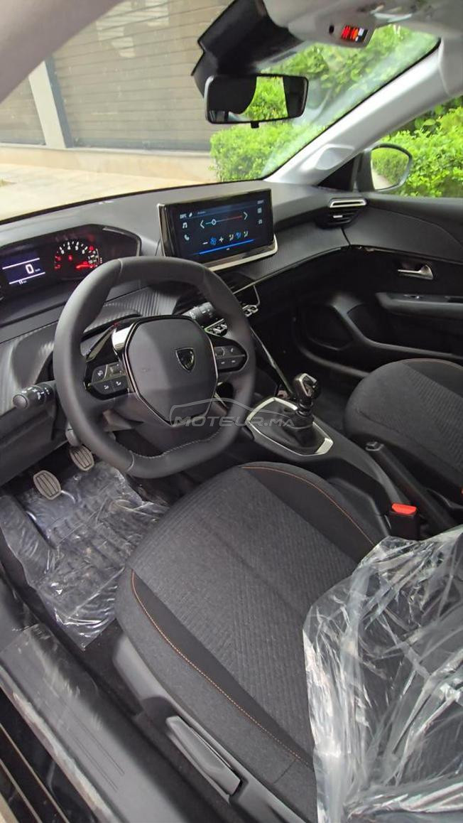 Peugeot 208 neuf 0.km