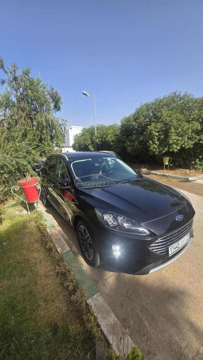 ford kuga titanium