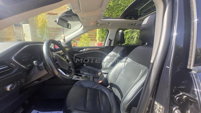 ford kuga titanium