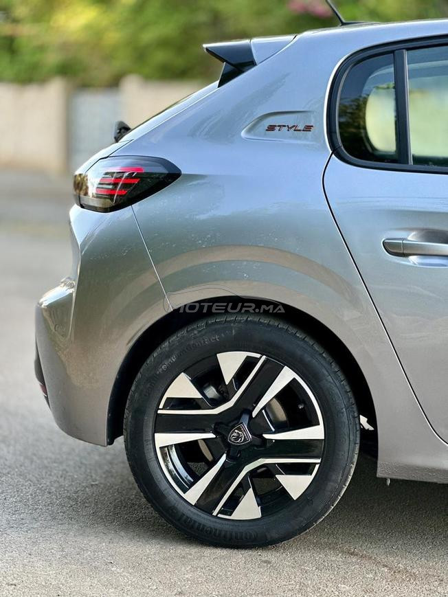208 Peugeot première main www