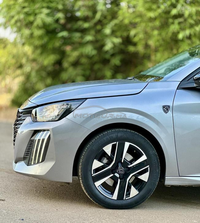 208 Peugeot première main www