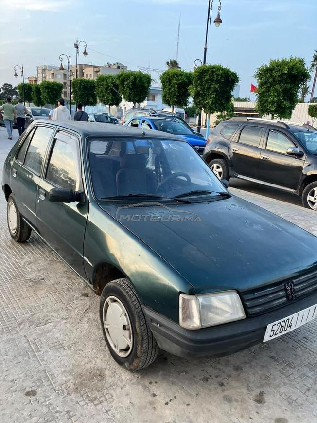 205 essense modèle 1993 dewana 1998