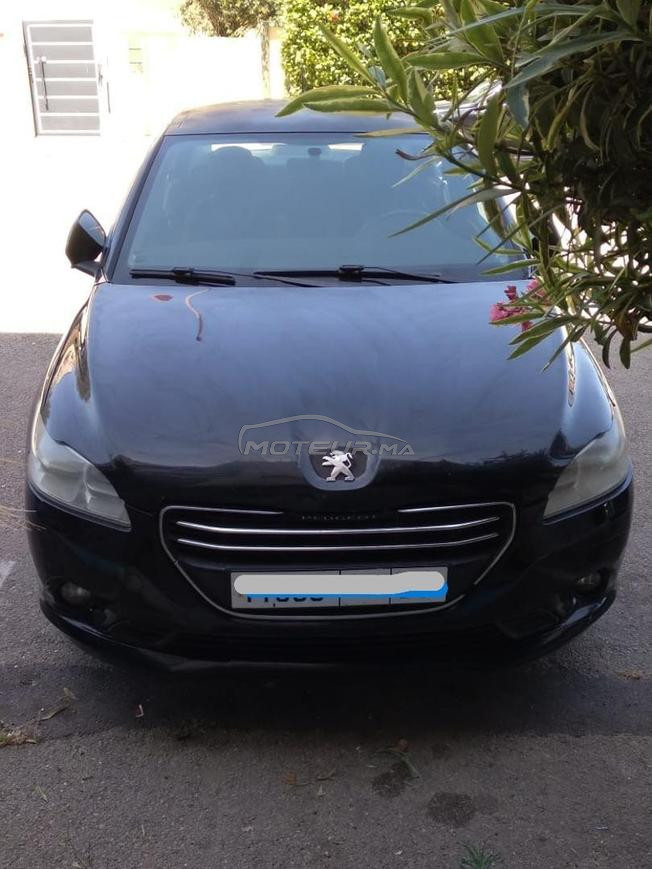 Peugeot 301 Essence Manuelle 2014 à El Jadida