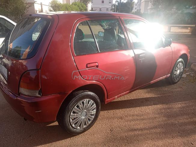 Toyota Yaris Essence Manuelle 2000 à Casablanca