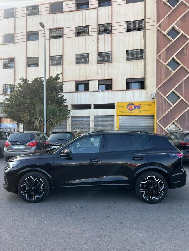 VOLKSWGEN TIGUAN