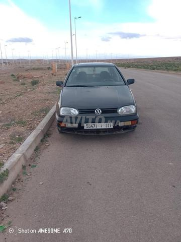 Volkswagen Golf 3 Essence Manuelle 1994 à Midelt - 2