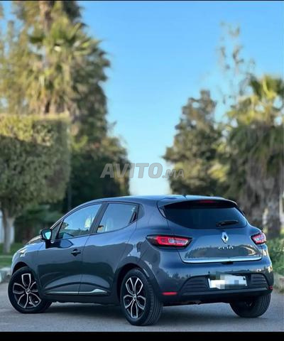 Clio 4 boîte automatique diesel modèle 2020 - 2