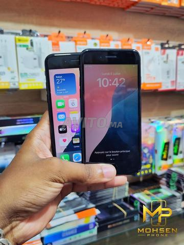 iPhone SE 2020 - 64GB - OFFICIEL - 2