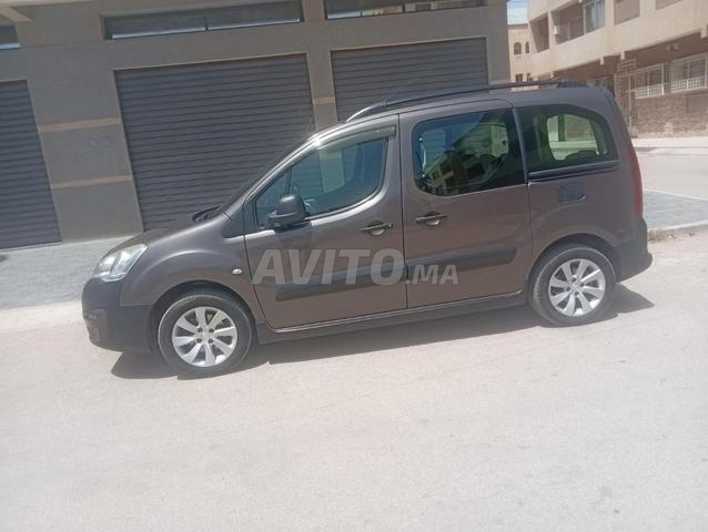 Peugeot Partner Tp Diesel Manuelle 2019 à Deroua - 2