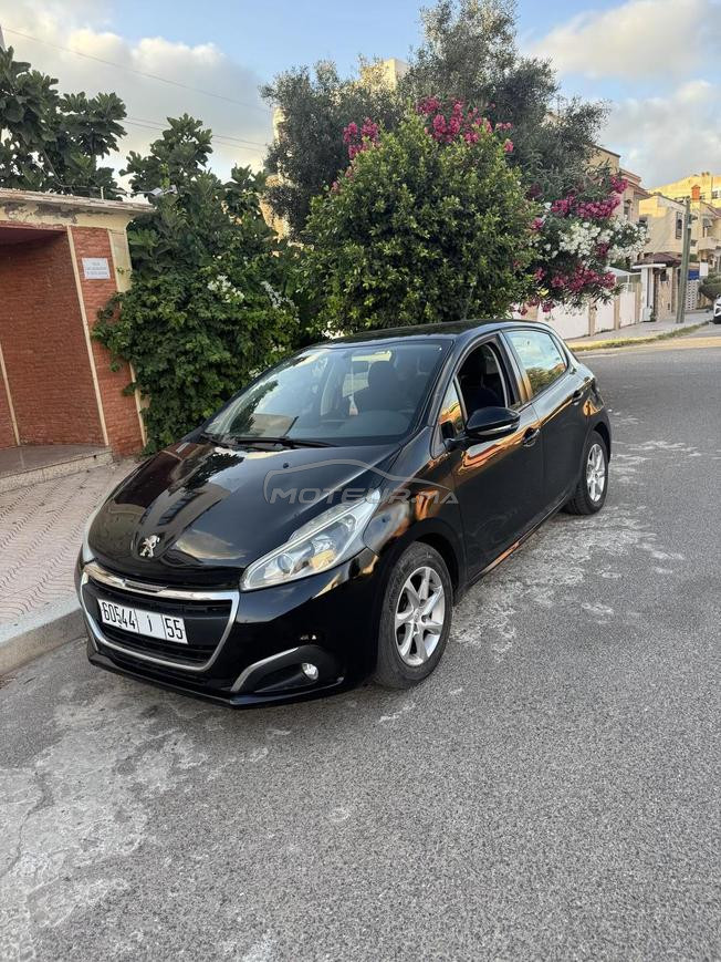 Peugeot 208 Diesel Manuelle 2018 à El Jadida