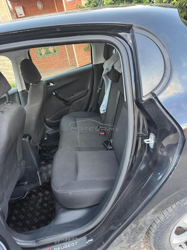 Peugeot 208 Diesel Manuelle 2018 à El Jadida