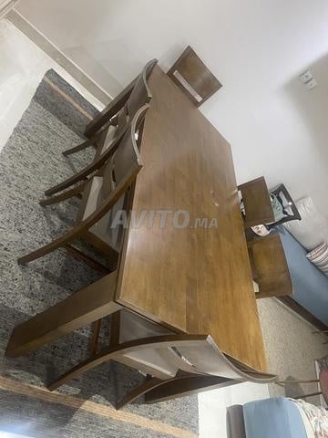 Table de salle à manger - 2