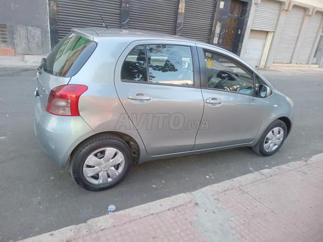 Toyota Yaris Essence Manuelle 2009 à Casablanca - 2