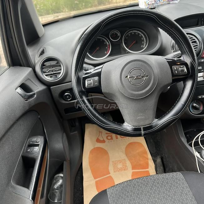 OPEL CORSA 1.2L ESSENCE (2011) EXCELLENT ÉTAT 