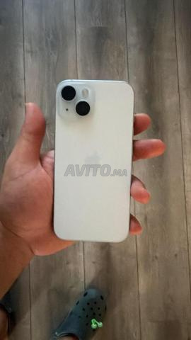 iPhone 15 très bon état - 2