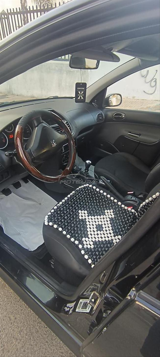 Peugeot 206 plus très bon état 