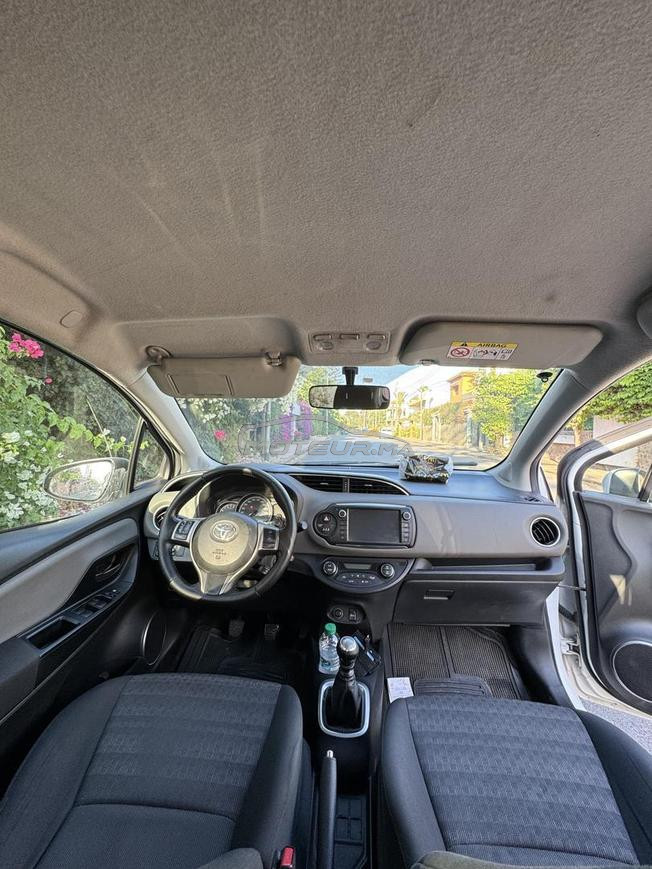 Toyota Yaris fin 2018 essence Full options
