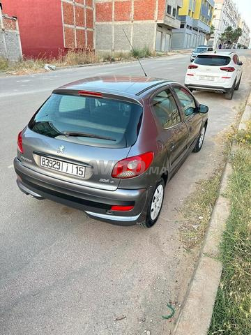 Peugeot 206 plus en bon état - 2