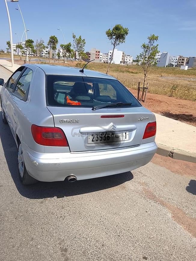 c'est une voiture très bon état 