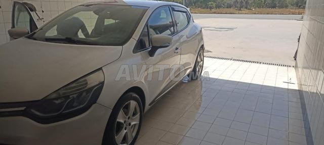 Clio antos 4