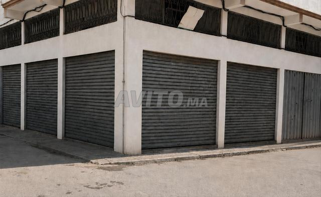 محل زاوية 168 متر مربع للبيع