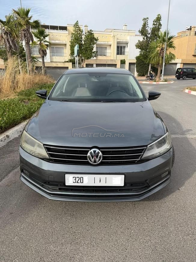 voiture volswagen jetta 1.6 a vendre bon état 
