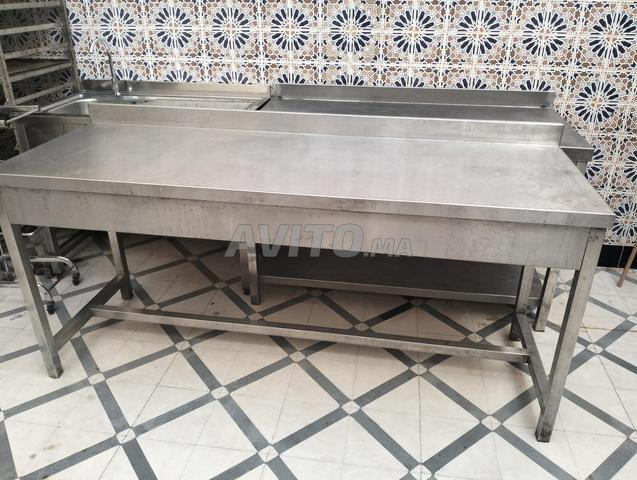 Tables en inox - 2