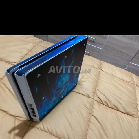 Playstation 4 avec manette d'origine - 2
