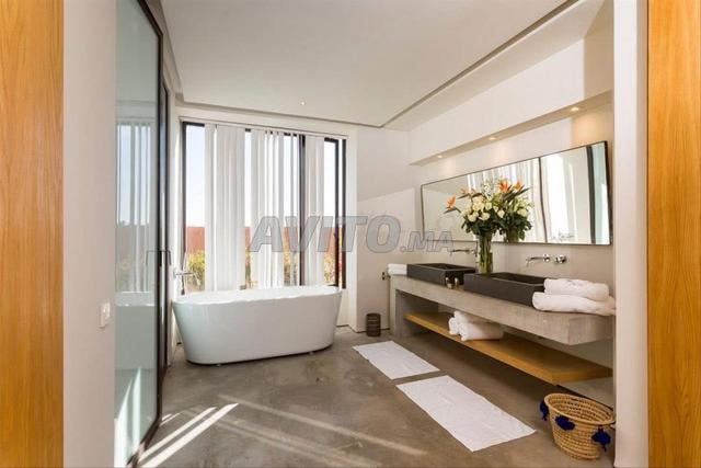فيلا مهندس معماري استثنائية على هكتار واحد