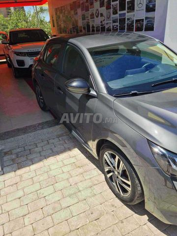 بيجو 208