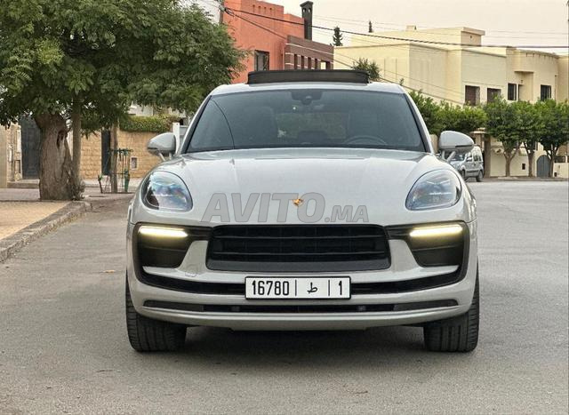 Location luxe voiture la livraison partout ville - 2