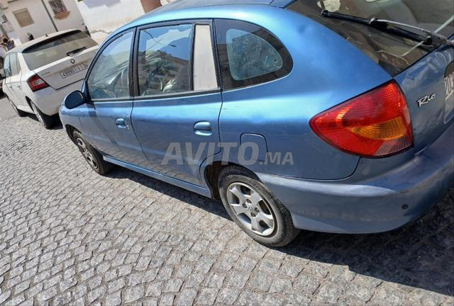 Kia Rio Essence - 2