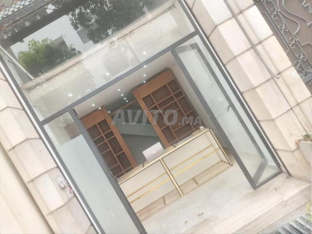 A LOUER MAGASIN CENTRE MAARIF PALMIERS - 2