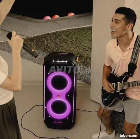 مكبر صوت JBL PartyBox 710 (800 واط)
