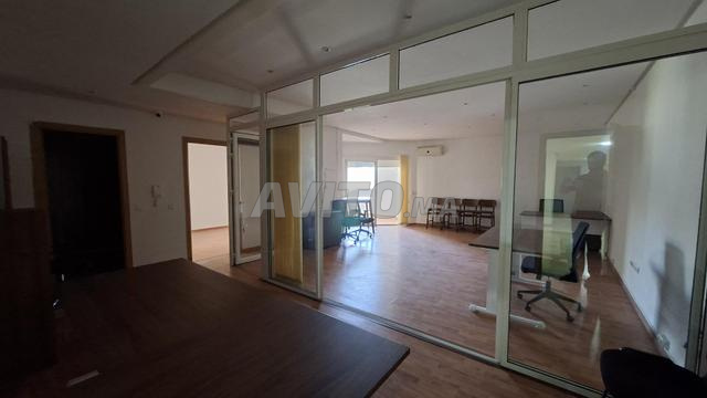 Bureau 79 m² vide ou meublé proche Alpha 55 - 2