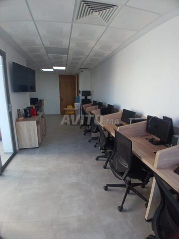 Bureau aménagé en centre d'appel à louer - 2