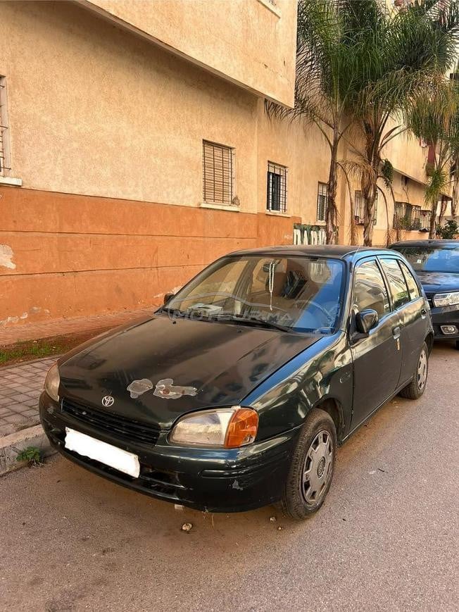Toyota Starlet Essence Manuelle 1998 à Temara
