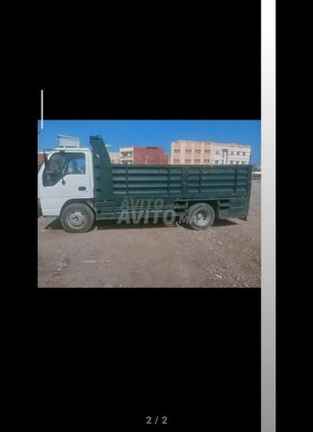 Isuzu 3.5T plateau 4m - 2