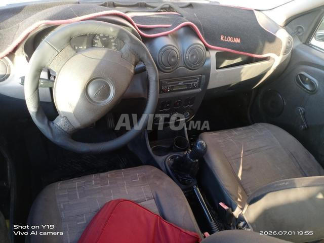 Dacia Logan Diesel Manuelle 2010 à Meknès - 2