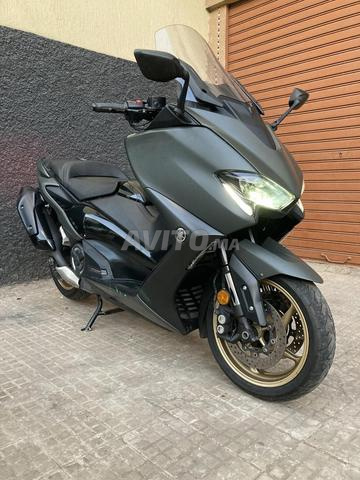 Yamaha Tmax 560 2021 dédouanée 2025